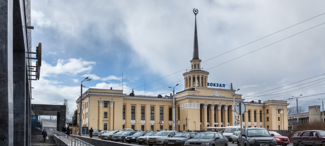 Вокзал в Петрозаводске, Россия — фотография, размер: x